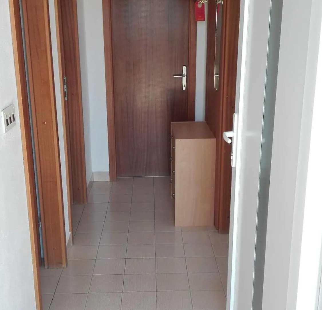 Apartment Mit Balkon Und Meerblick Trogir 0*,